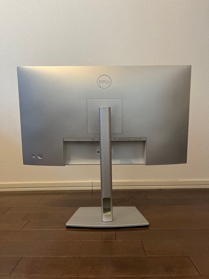 Dell 27インチモニター　U2723QX