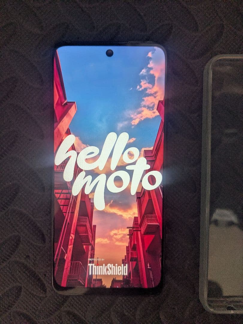 モトローラスマホ MOTO g64 5G 専用カバー付き