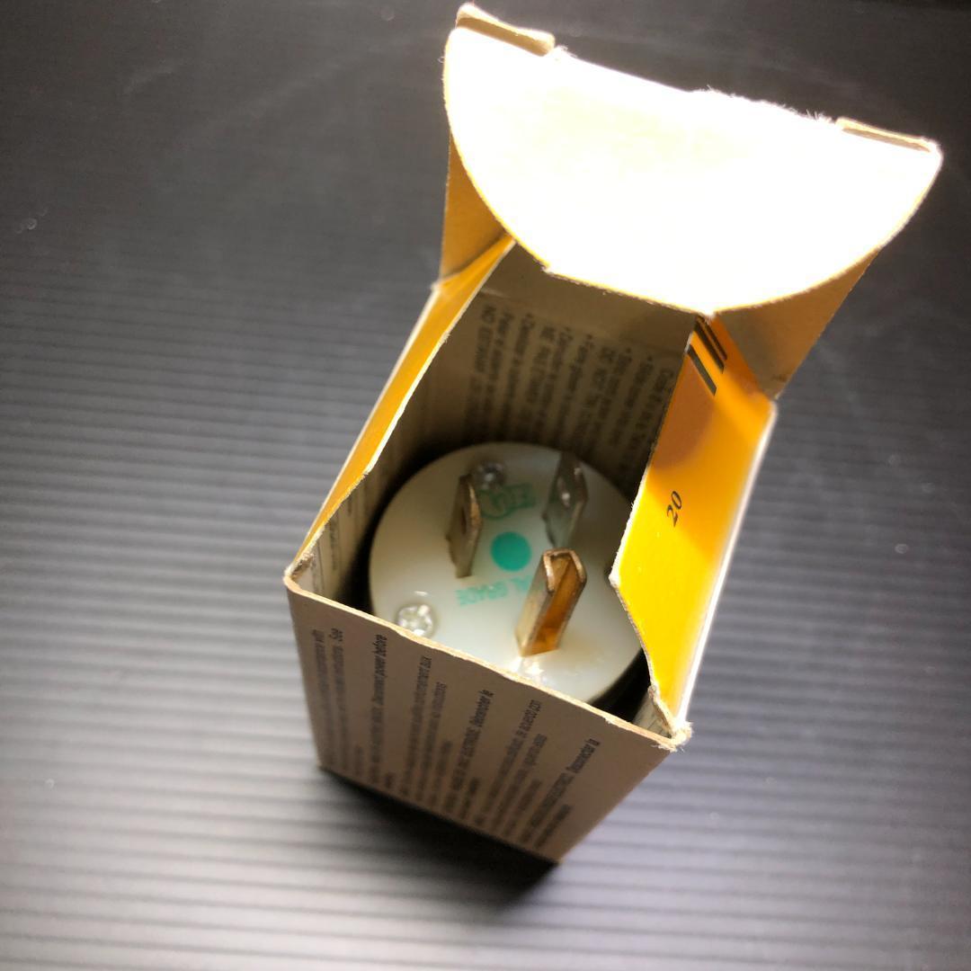 HUBBELL ハッベル 電源プラグ HBL8215C