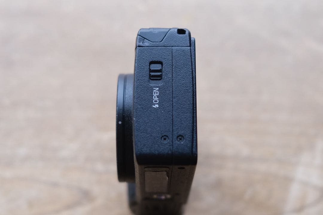 RICOH GR DIGITAL4 コンパクトデジタルカメラ