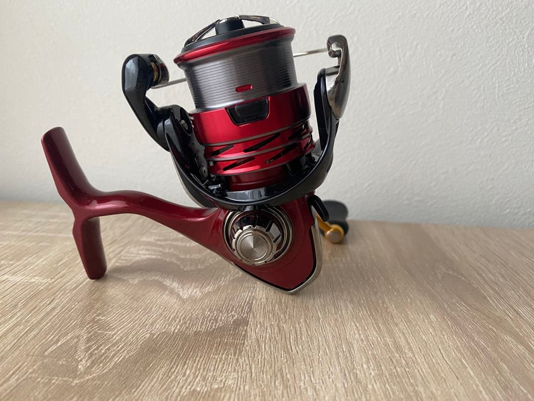 ダイワ LT 2000S-XHカスタマイズリール　　　【23レガリス ベース】