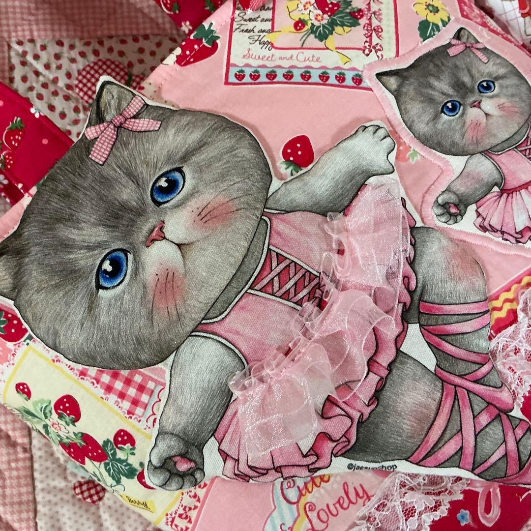 葉*明様 ファスナー付トートバッグ❣️バレリーナ♡ルミちゃん❣️真っ赤ないちごマ