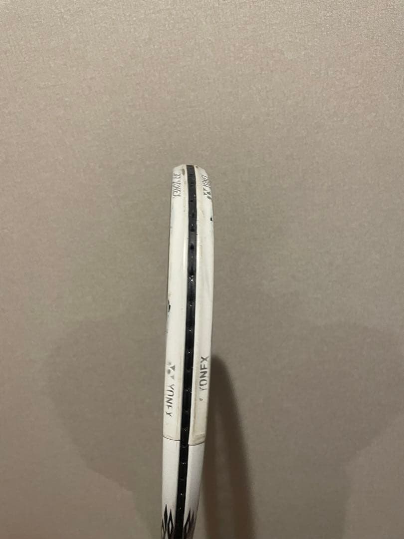 YONEX Fレーザー9V