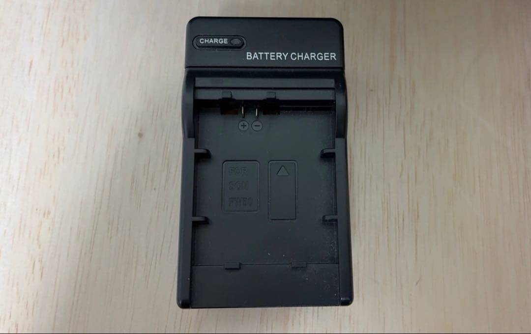 SONY α7 II （充電器＆バッテリー3個付) シャッター回数5946