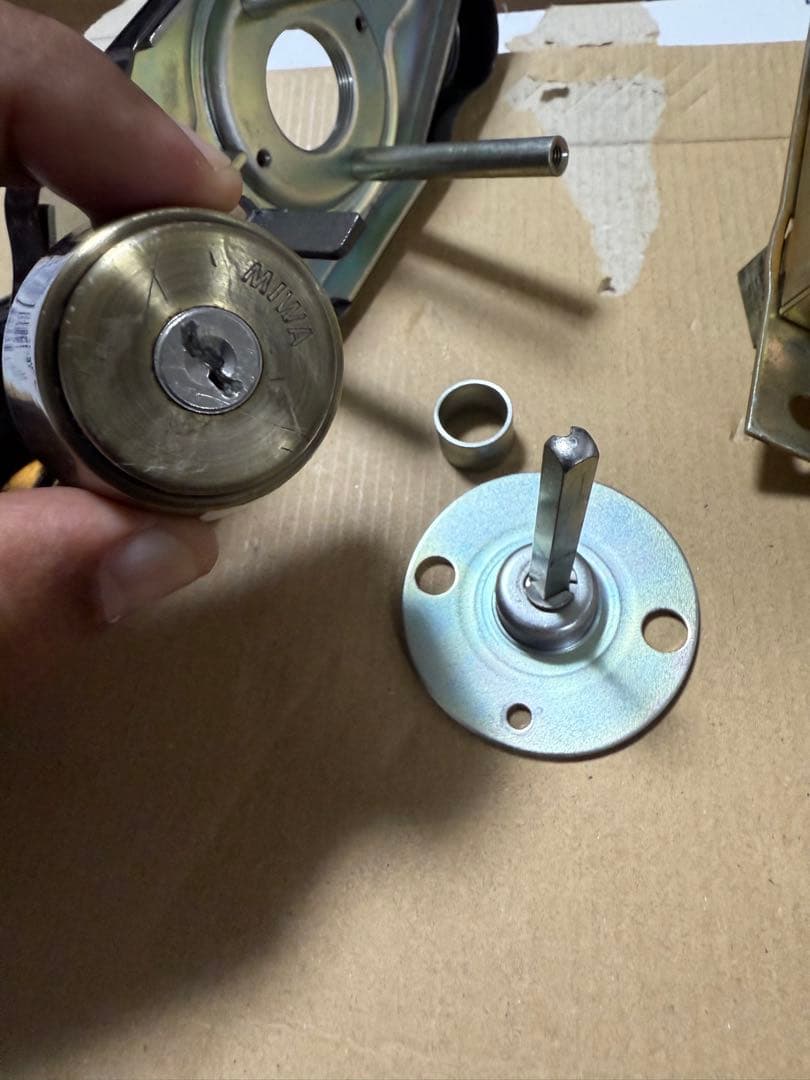 MIWA,美和ロック　Y.K.K.　サムラッチ錠 [MIWA-M-63]