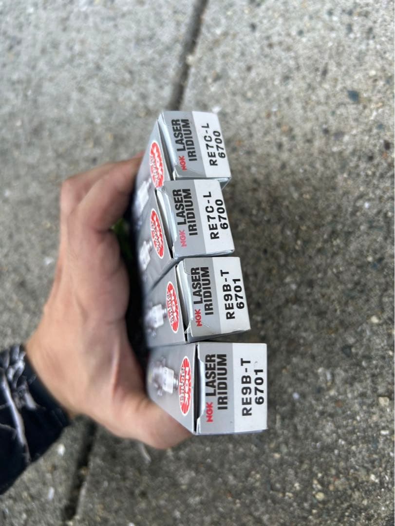 NGK製RX8プラグ一台分セット