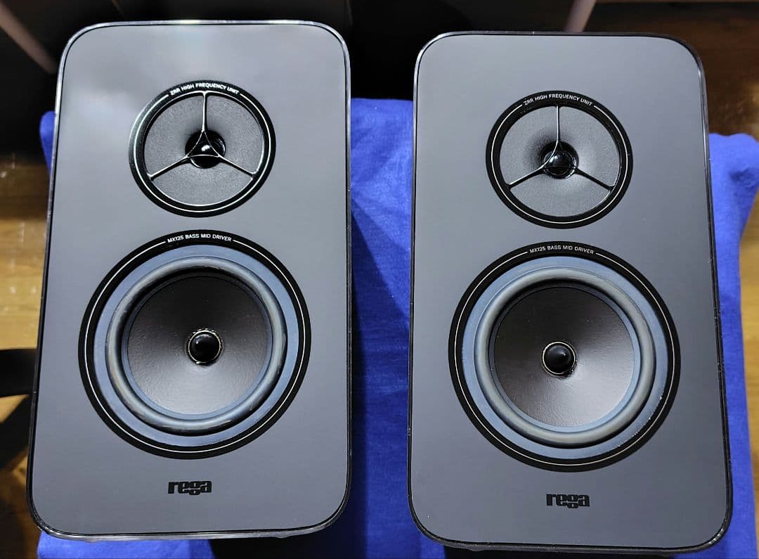 スピーカー・ウーファー rega Kyte