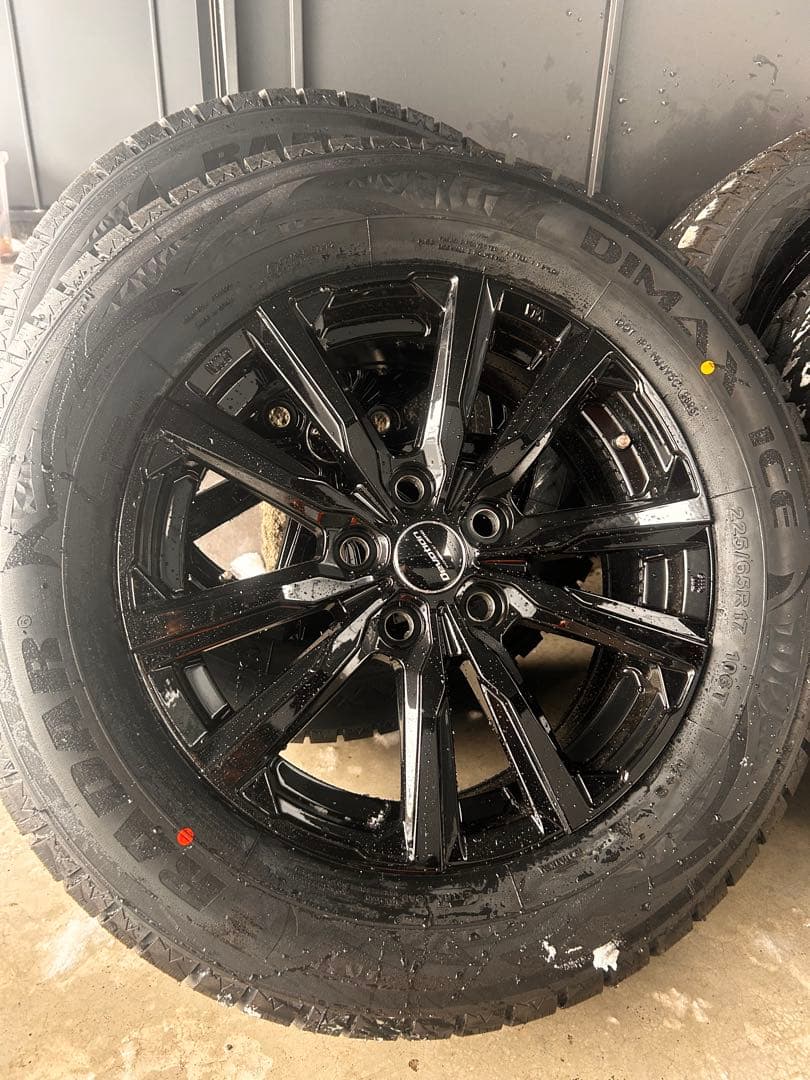 新型アルファード⭐️ヴェルファイア⭐️専用⭐️17 インチ⭐️スタッドレスアルミホイール