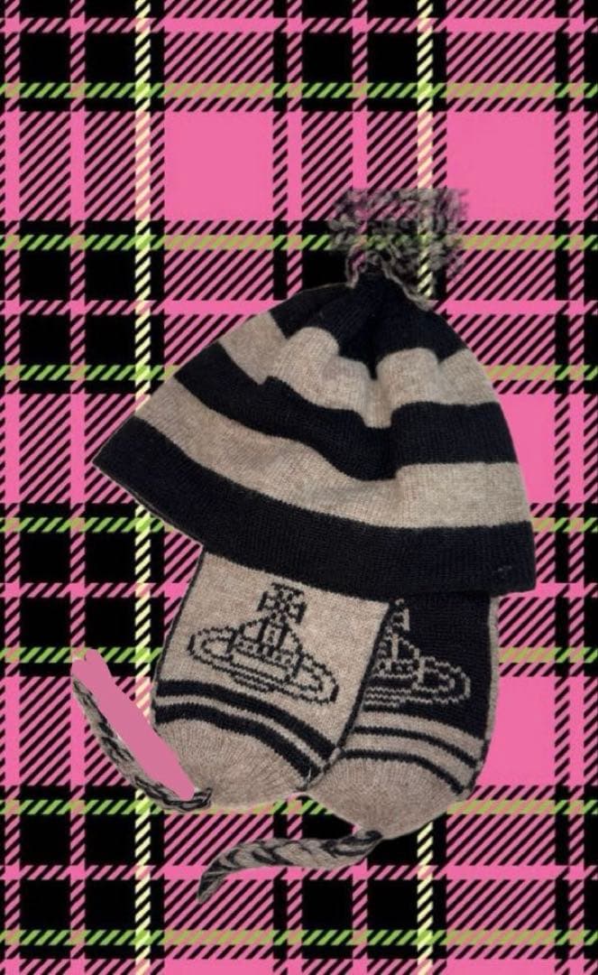 Vivienne Westwood✮*。゜ポンポンニット帽⟡.·