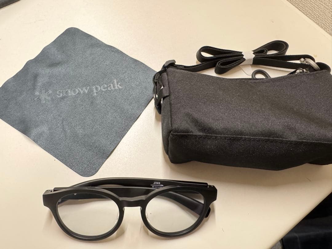 可視光調光レンズ 丸型サングラス