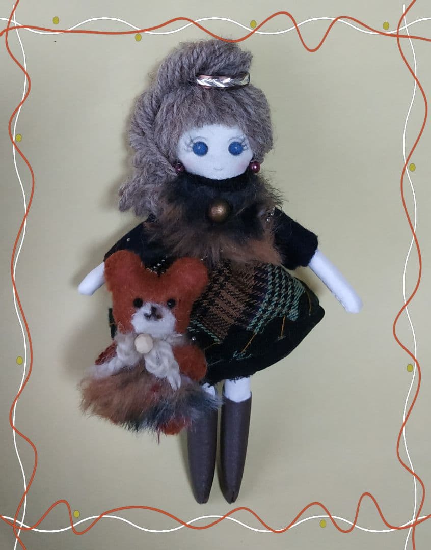 ドールチャーム　バッグチャーム　ハンドメイド　人形