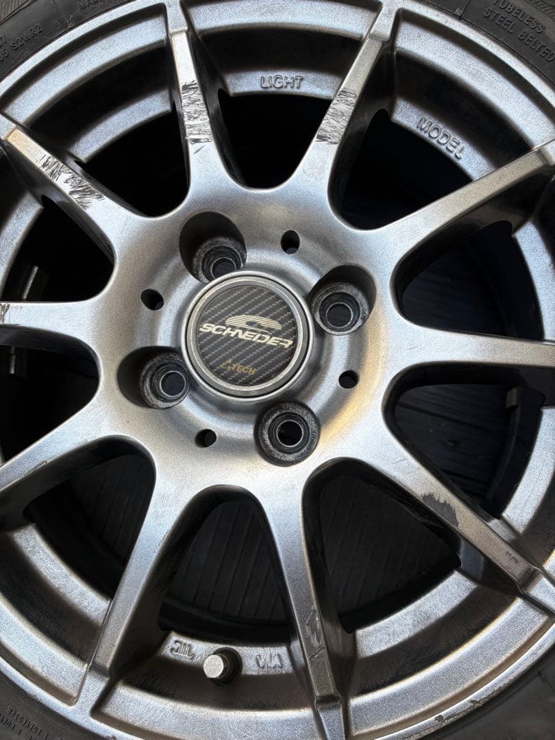お取引中 SCHNEIDER14インチ23年TOYOスタッドレス⛰️４本