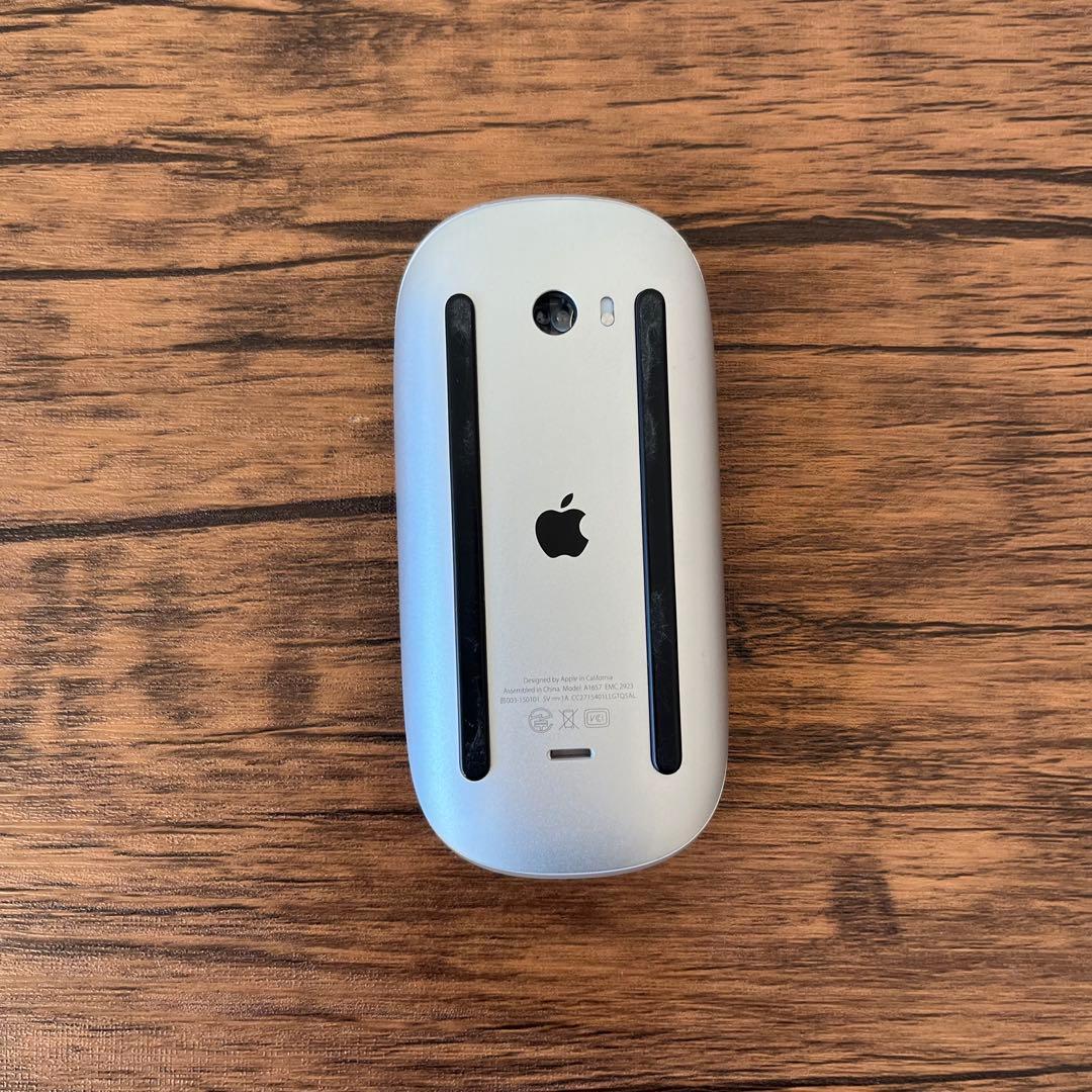 Apple iMac Retina 4K 21.5インチ　(2017)