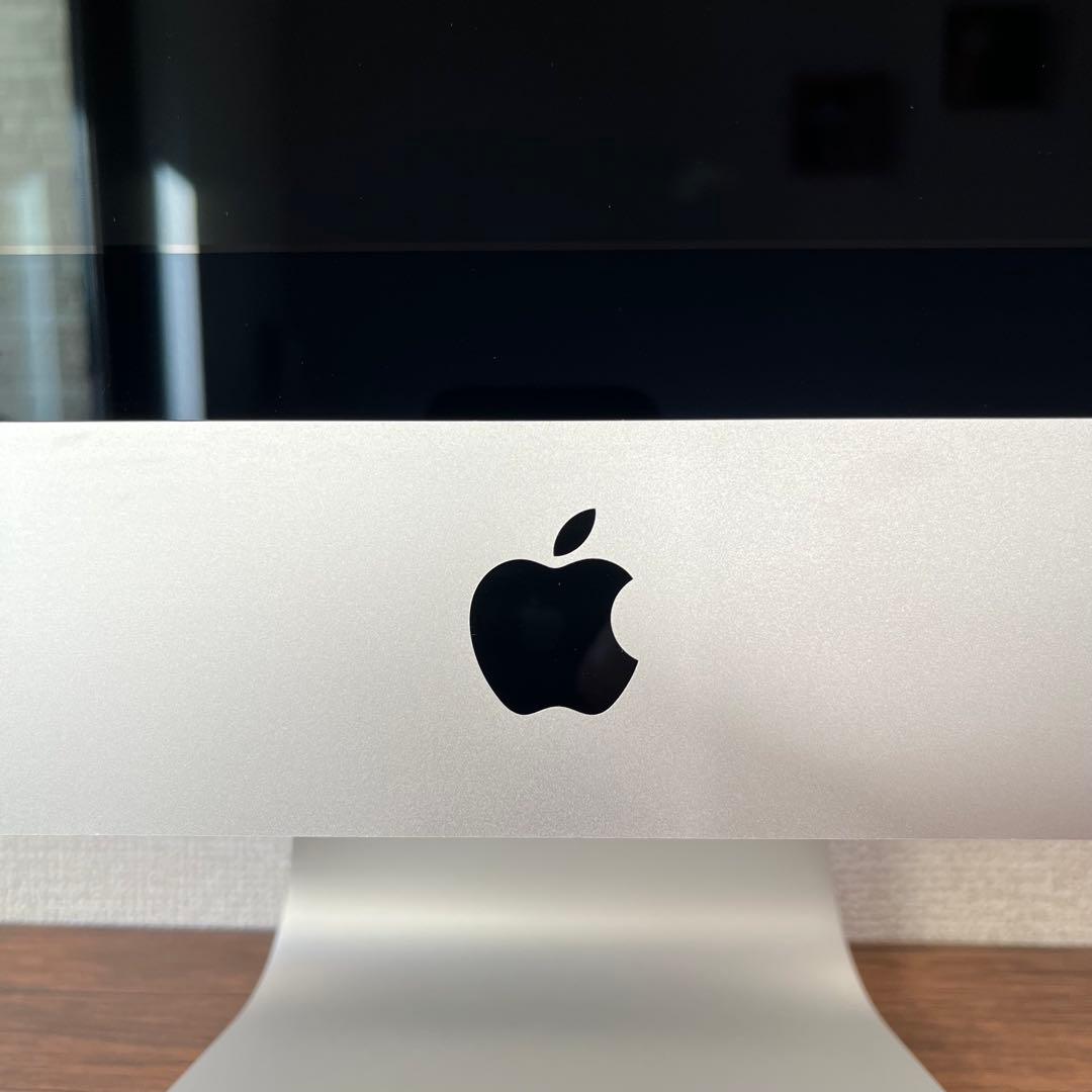 Apple iMac Retina 4K 21.5インチ　(2017)