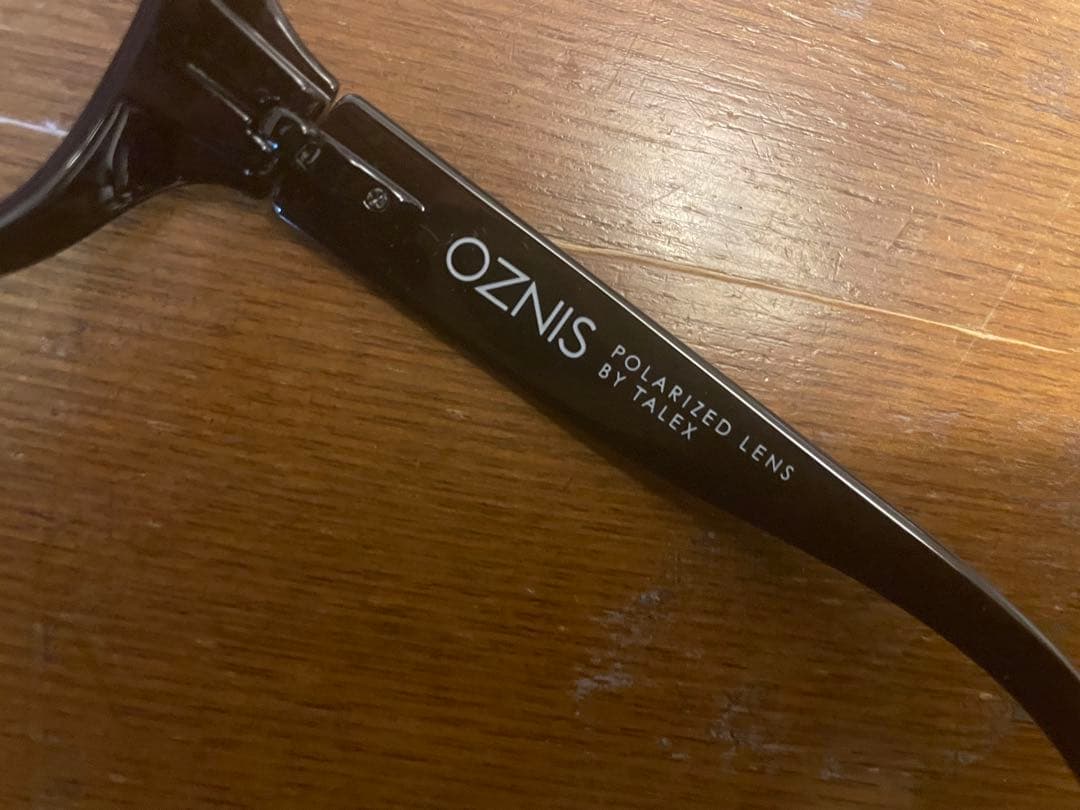 OZNIS ケース付き　最終値下げ