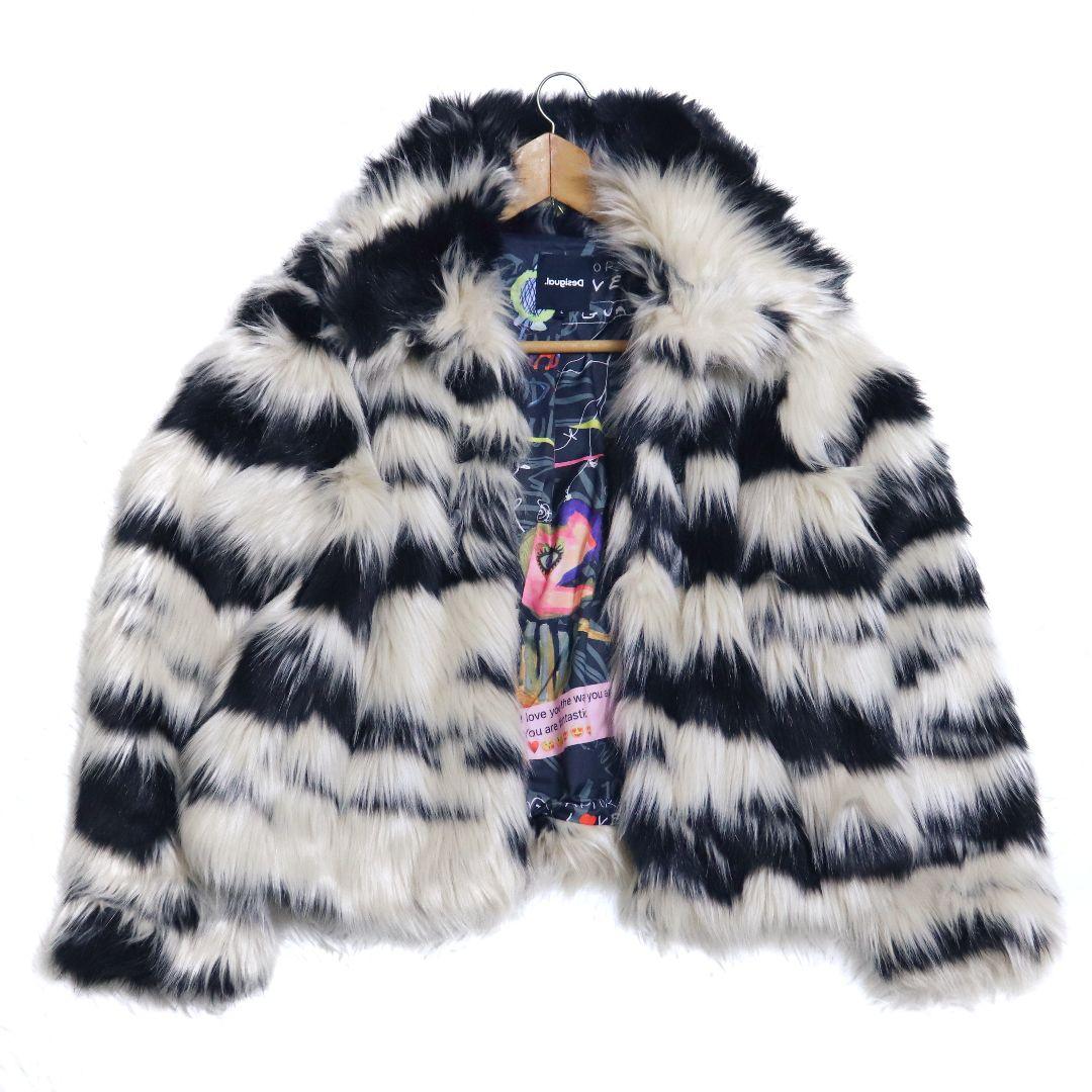 Desigual デシグアル バックデカ目玉 裏地総柄 フェイクファーコート L