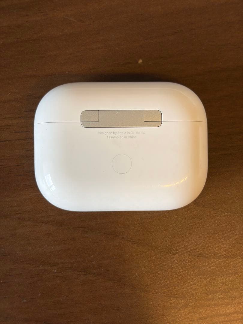 【美品】AirPods pro本体 第2世代　充電ケーブル付