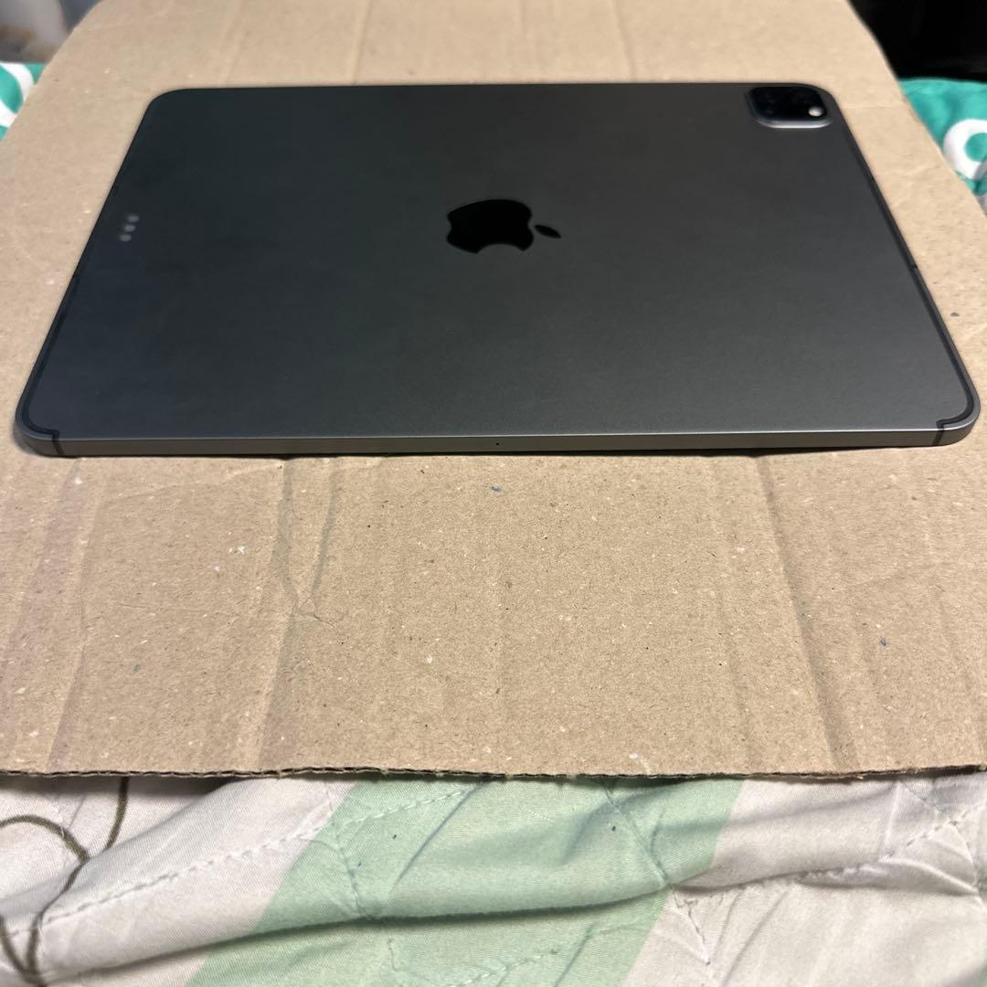 と*★様 iPad Pro 11インチ 第3世代 256GB バッテリー100%
