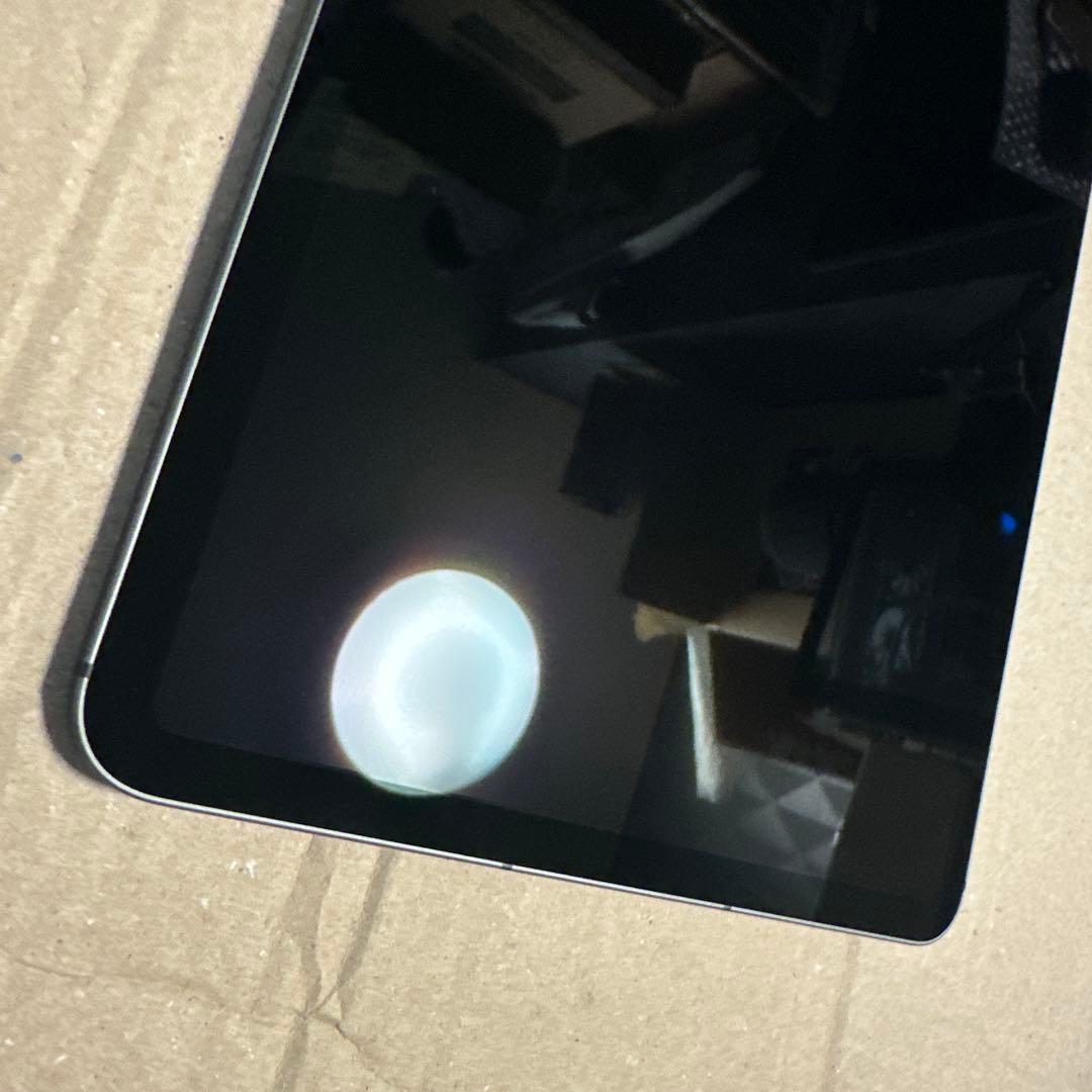 と*★様 iPad Pro 11インチ 第3世代 256GB バッテリー100%