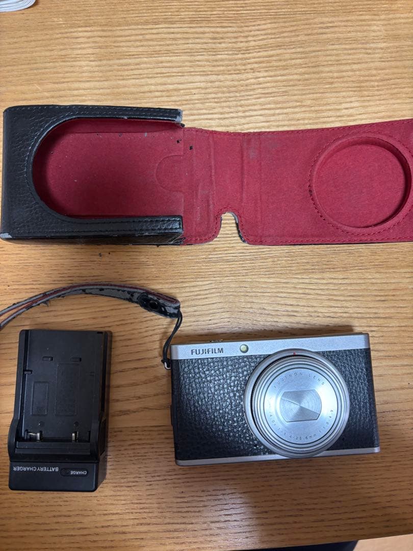 FUJIFILM デジタルカメラ　fx1