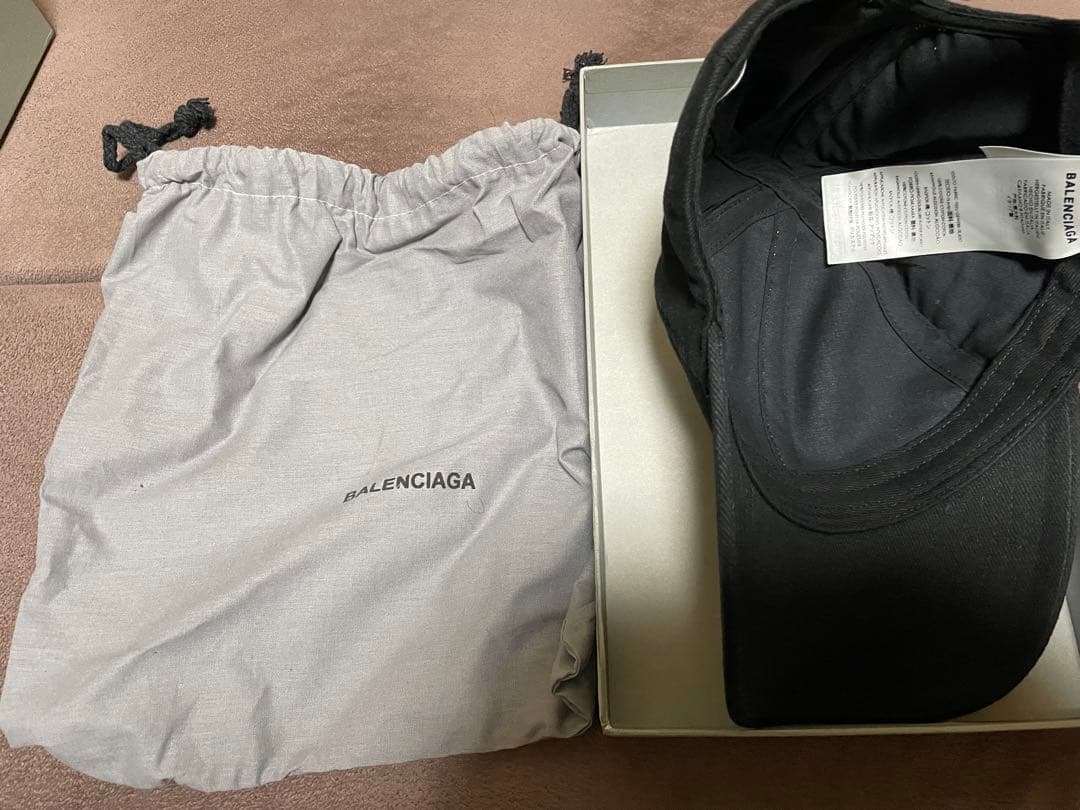 ☆美品BALENCIAGA　バイザーロゴ　キャップ　L59　マジックテープ　黒