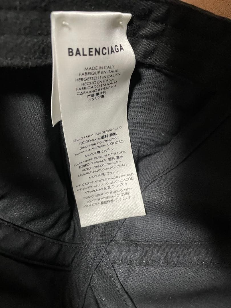 ☆美品BALENCIAGA　バイザーロゴ　キャップ　L59　マジックテープ　黒