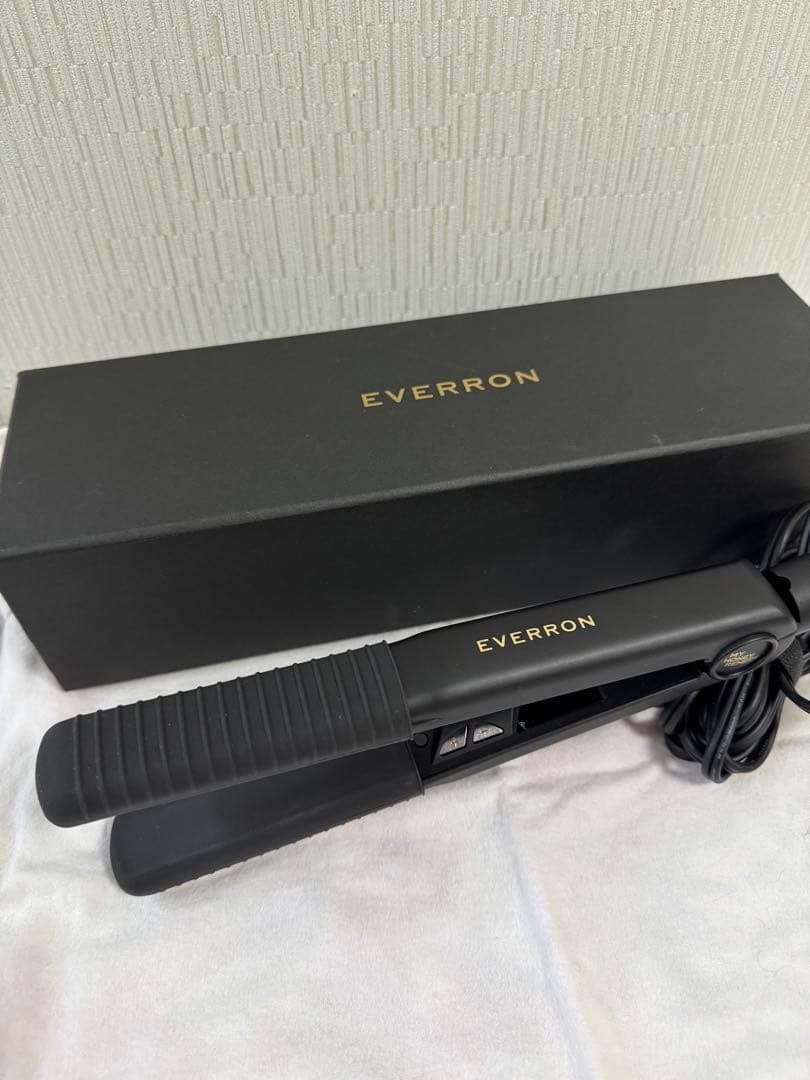 EVERRON ヘアアイロン　エヴァロン