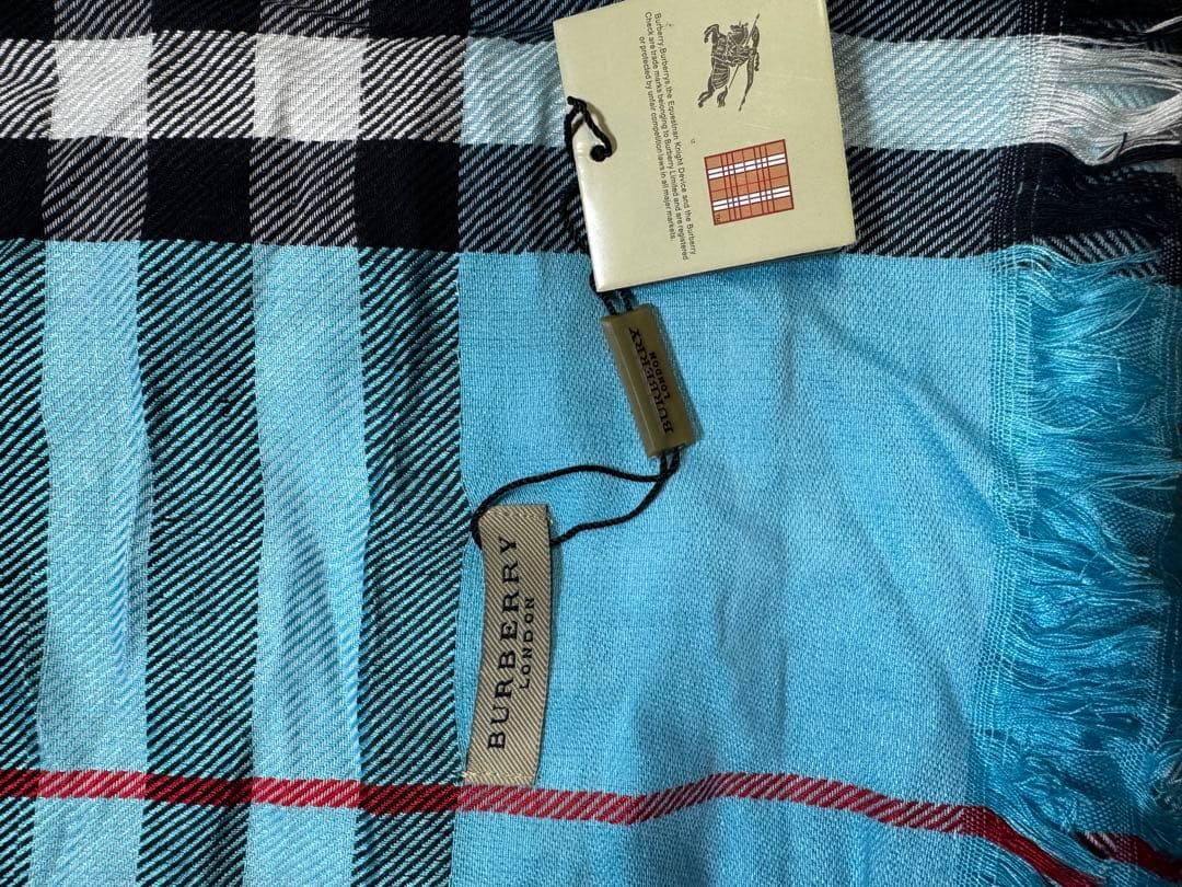 激レア　大判　タグ付き　カシミアシルク　BURBERRY チェックストール 青色