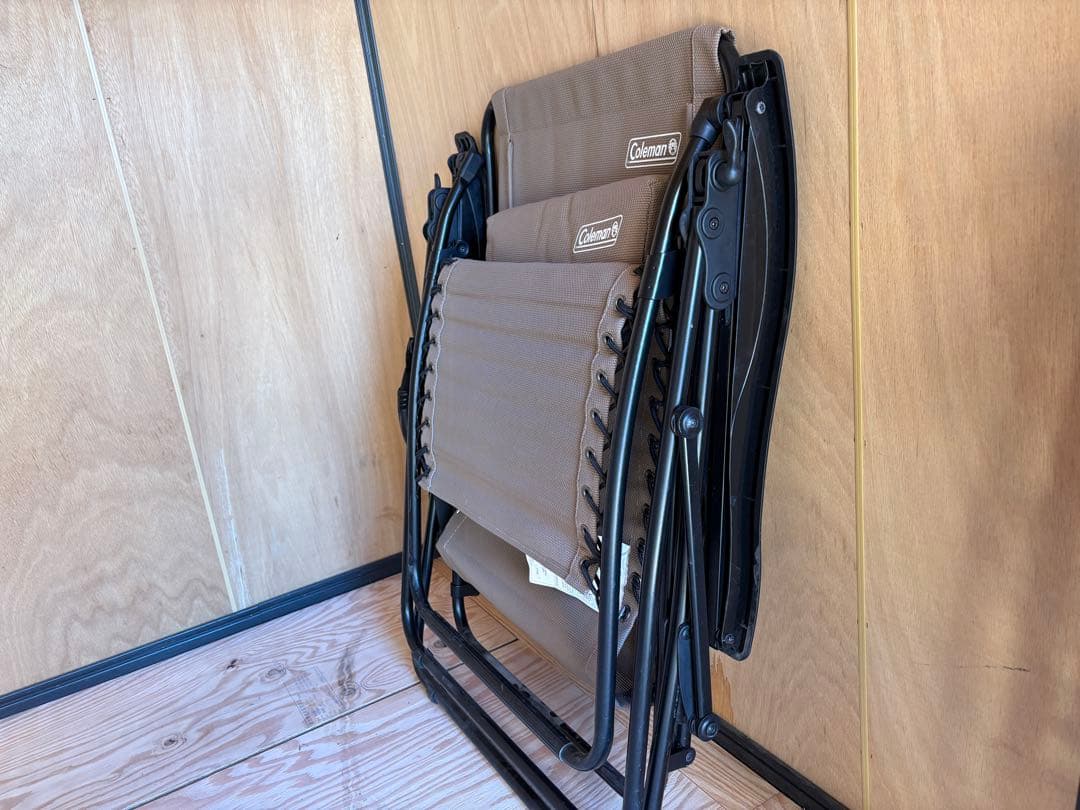 Coleman リクライニングチェア ベージュ