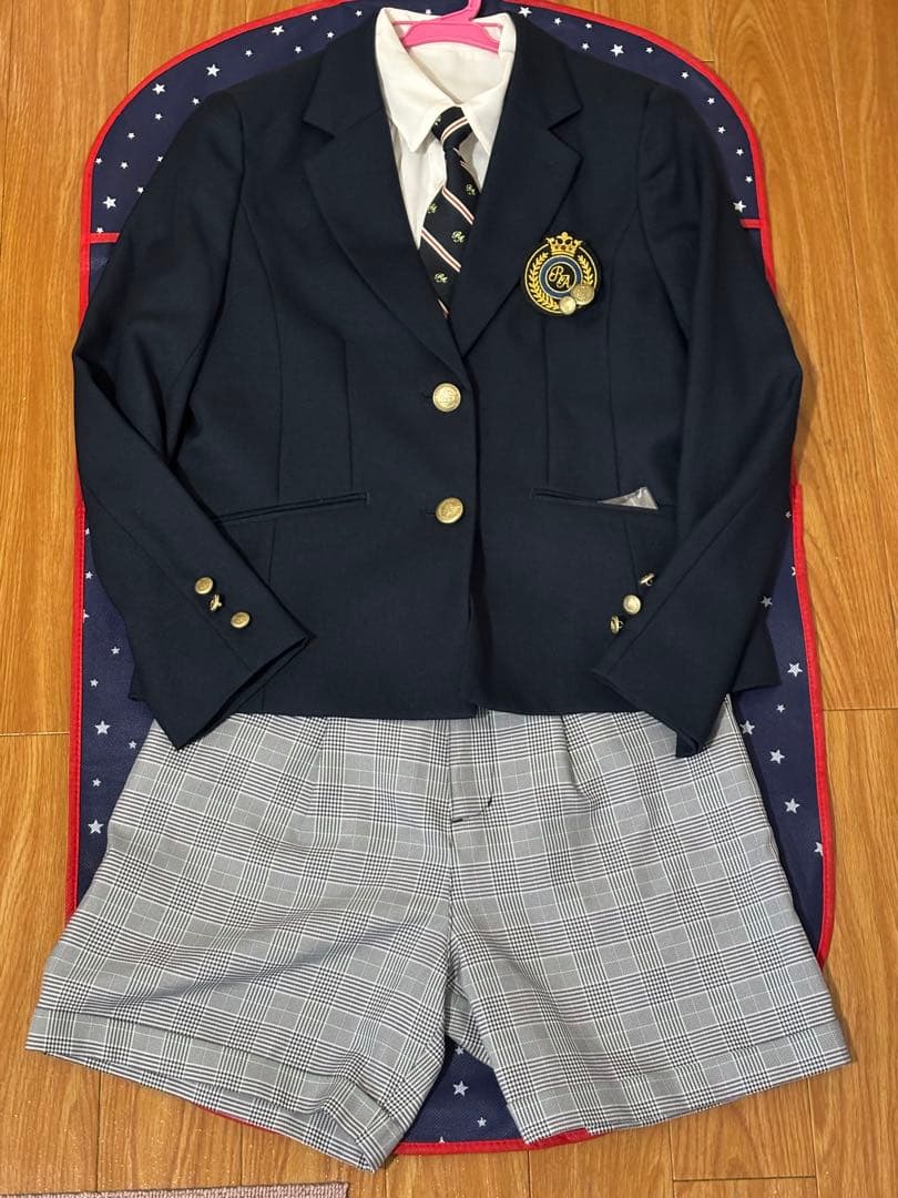 レピピ 卒服 2024