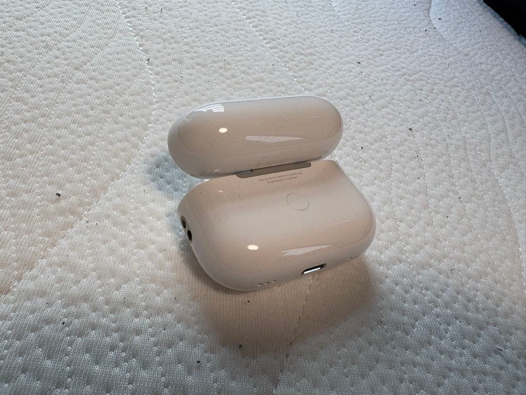 AirPods Pro2 本体 ホワイト 充電ケース付