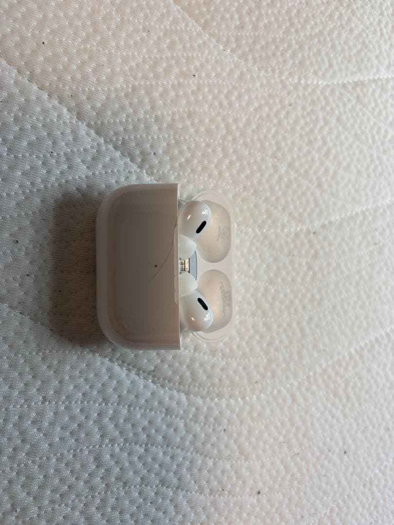 AirPods Pro2 本体 ホワイト 充電ケース付