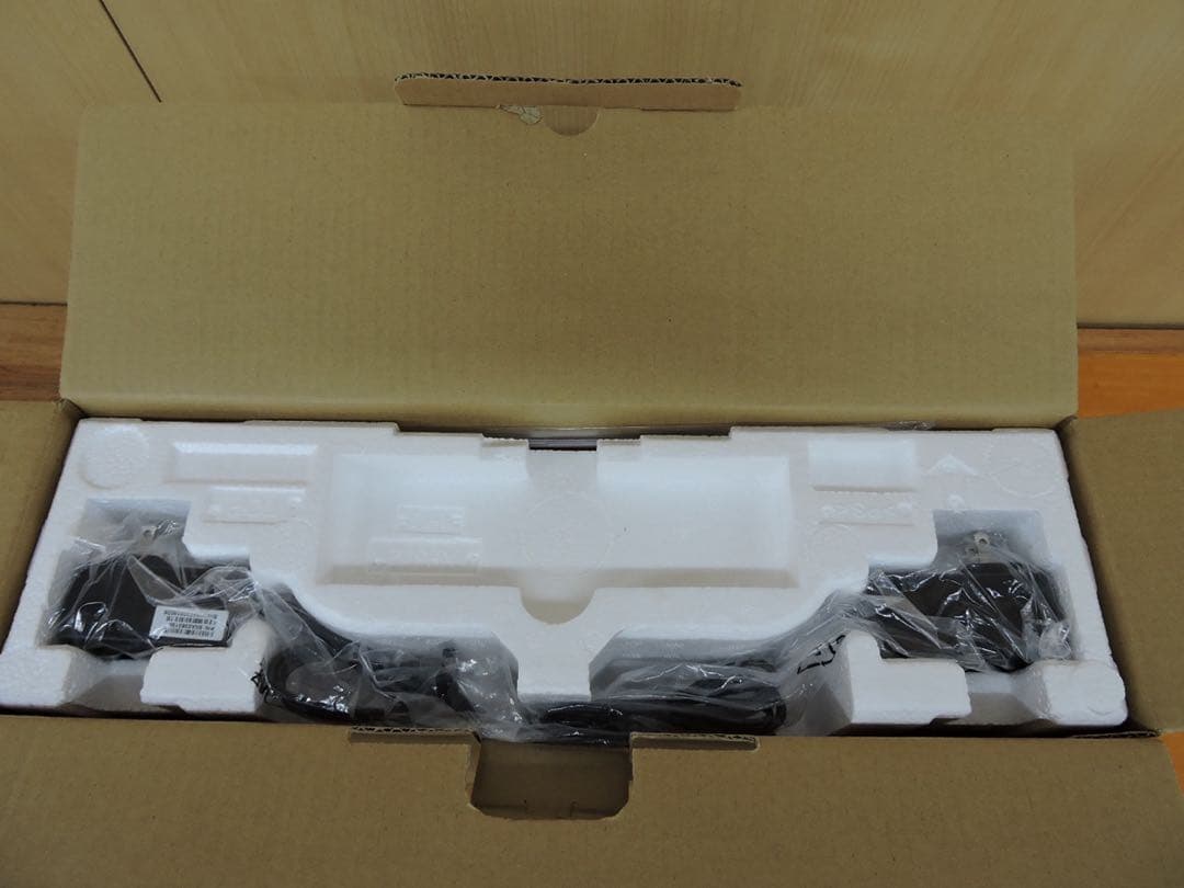 SHARP AQUOS 16インチ ポータブルテレビ 2T-C16AP 2019