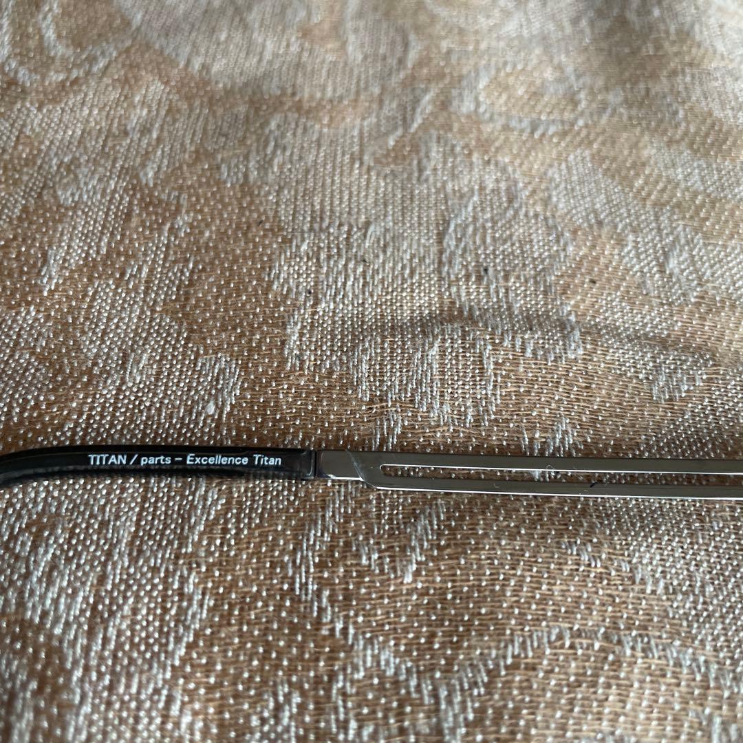 お買得‼️Charmant 四角い老眼鏡