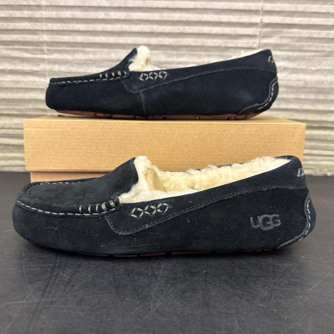 ☆未使用　UGG　モカシン　アンスレー　24㎝　黒　Ansley　1106878
