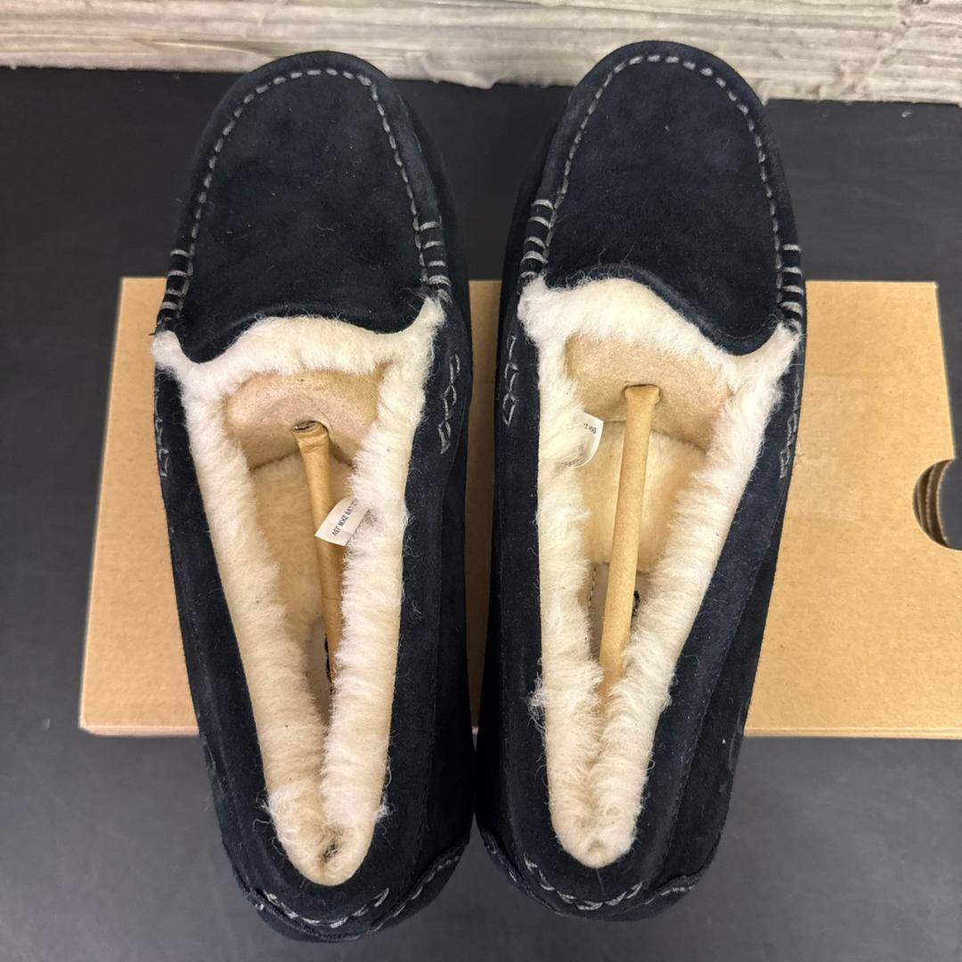 ☆未使用　UGG　モカシン　アンスレー　24㎝　黒　Ansley　1106878