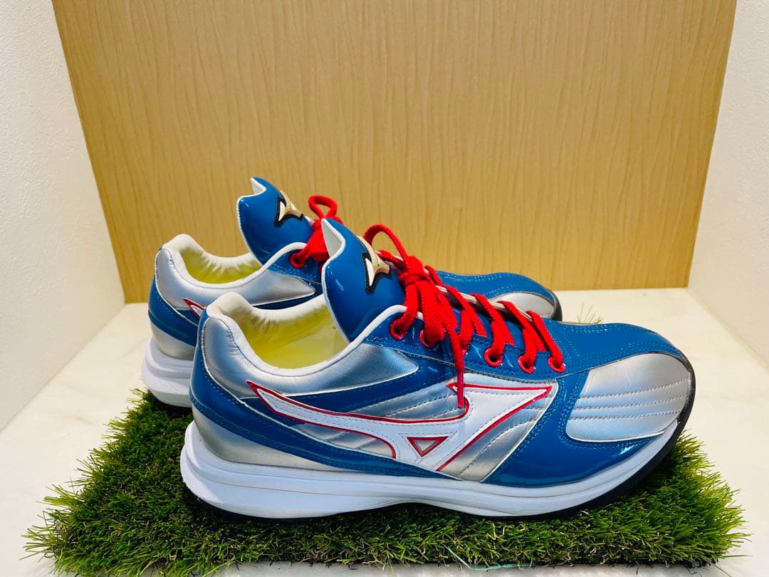 【中古27.0cm】Mizunoトレーニングシューズ セルリアンブルー×シルバー