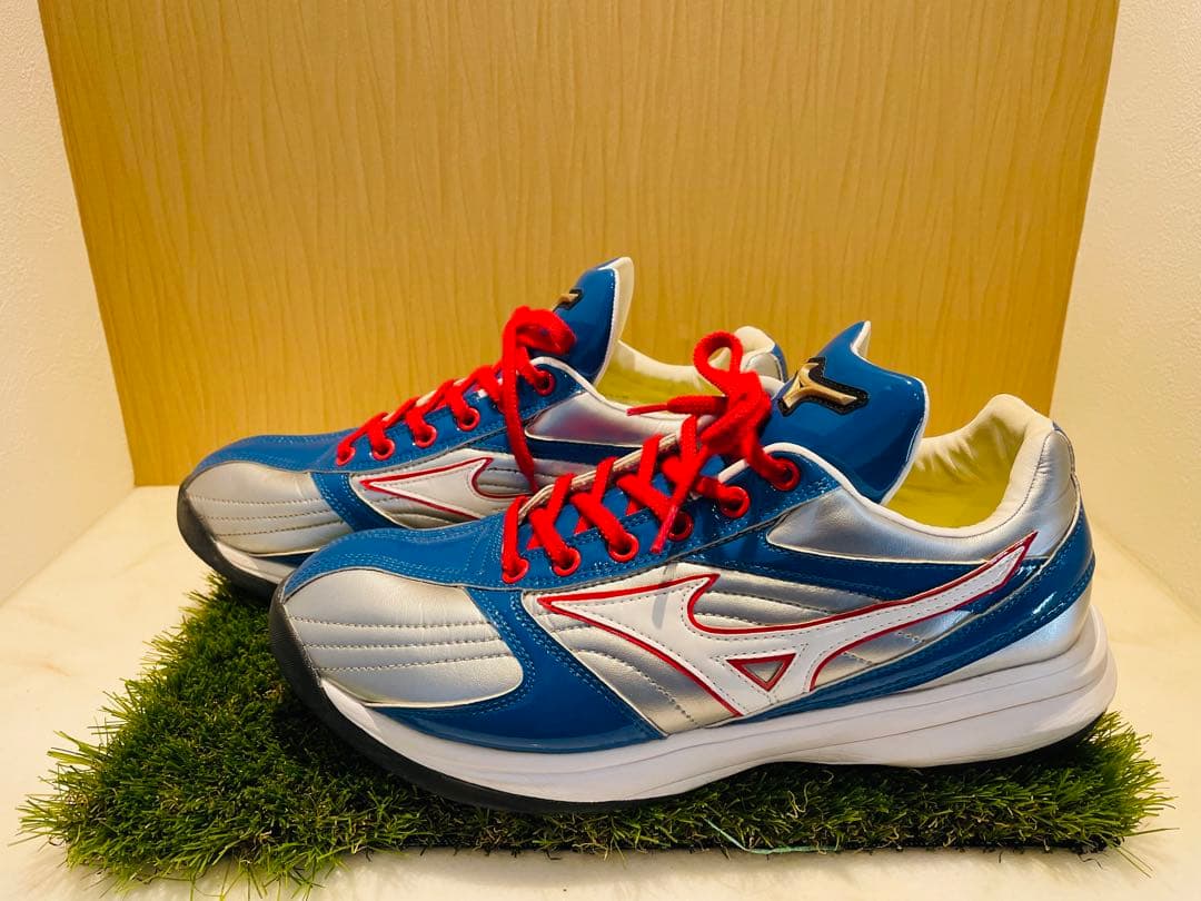 【中古27.0cm】Mizunoトレーニングシューズ セルリアンブルー×シルバー