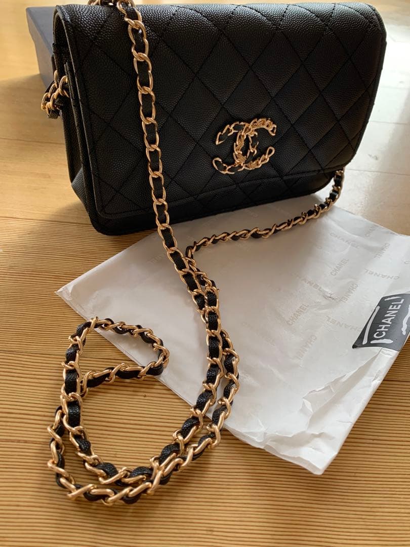 ミルク•*¨*•.¸新品未使用 ショルダーバッグ シャネルロゴCHANEL