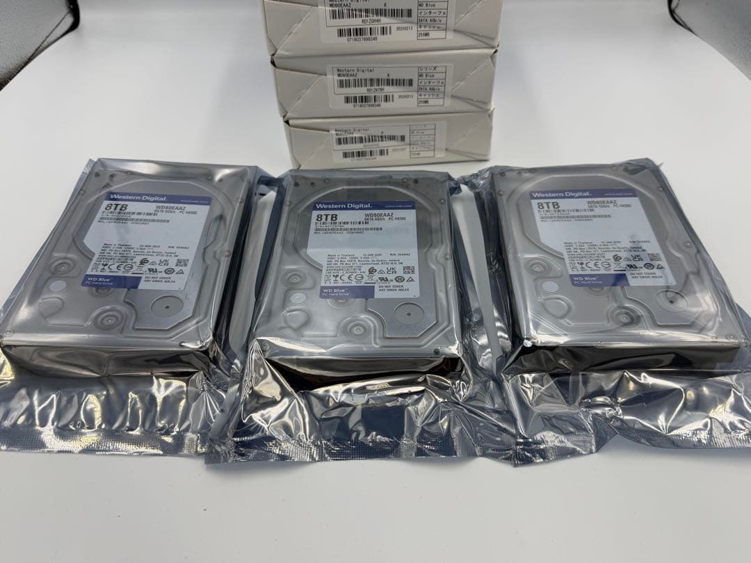 週末値下げ 新品未使用 WD 8TB 計3台 HDD CMR WD80EAAZ