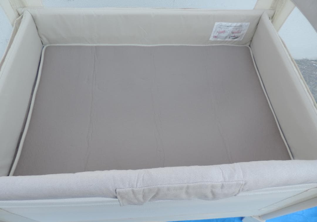 綺麗/ココネルエアープラス/新生児～２４カ月/付属マット付き/実家使用