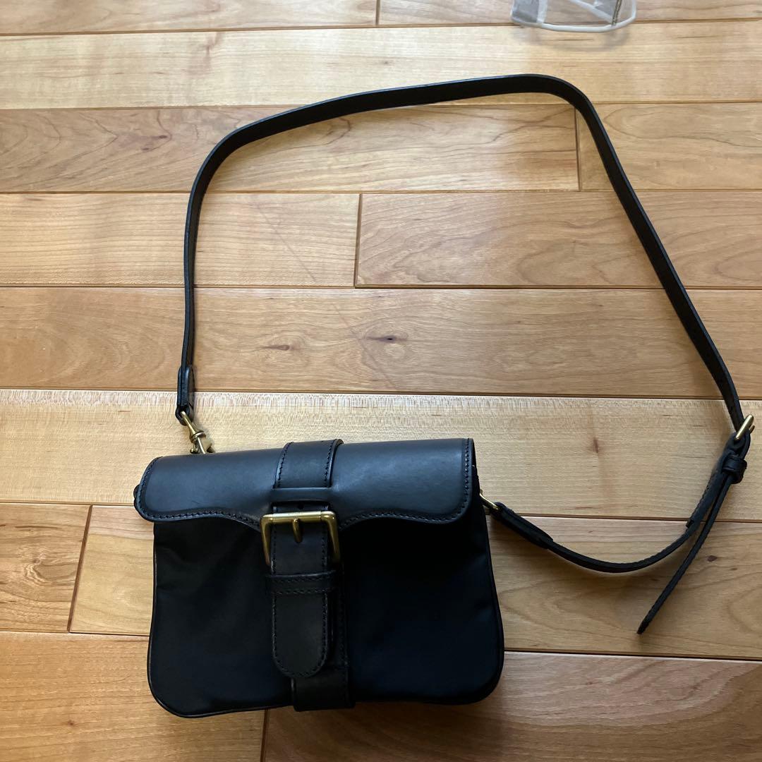 値下げ！felisi ネックウォレット