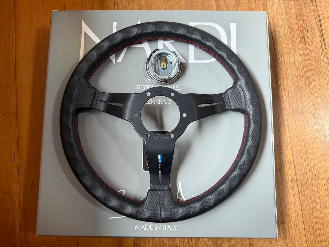 NARDI (N753) ステアリング