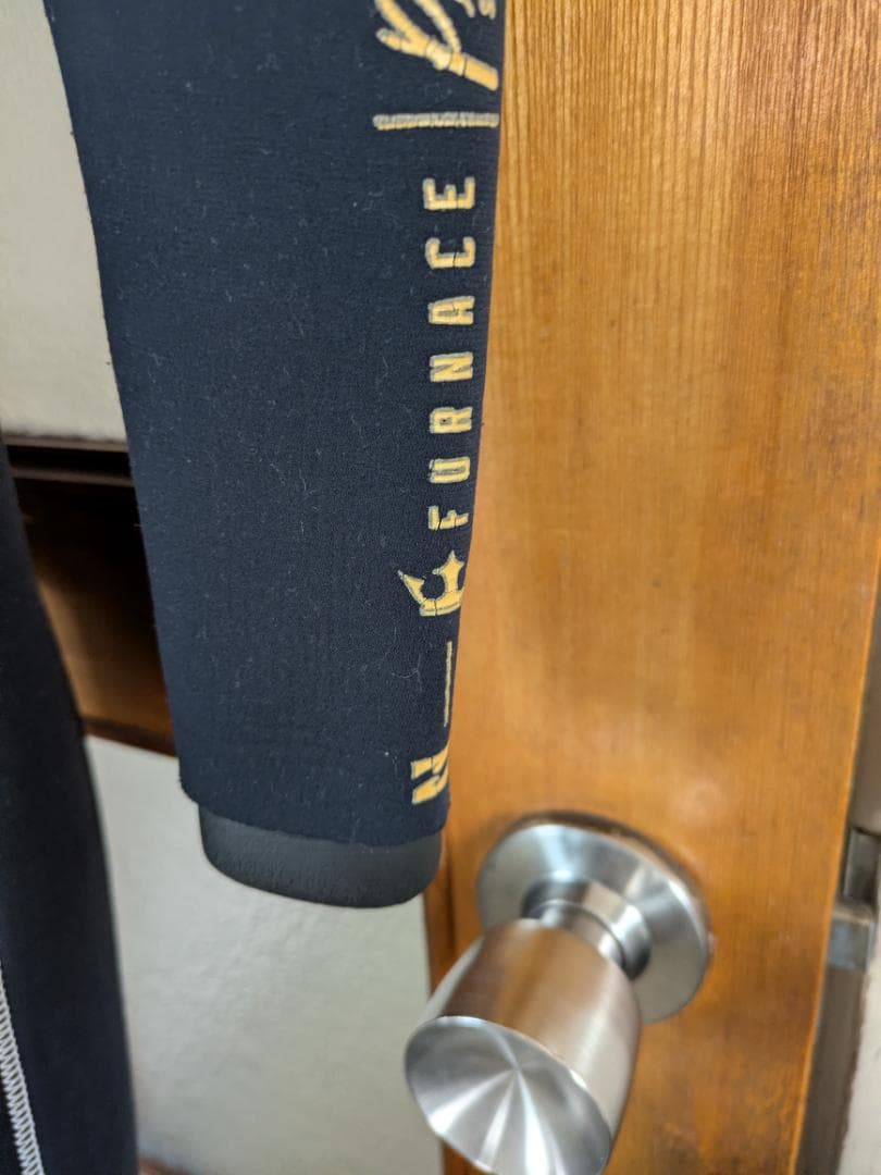 セミドライウェットスーツ