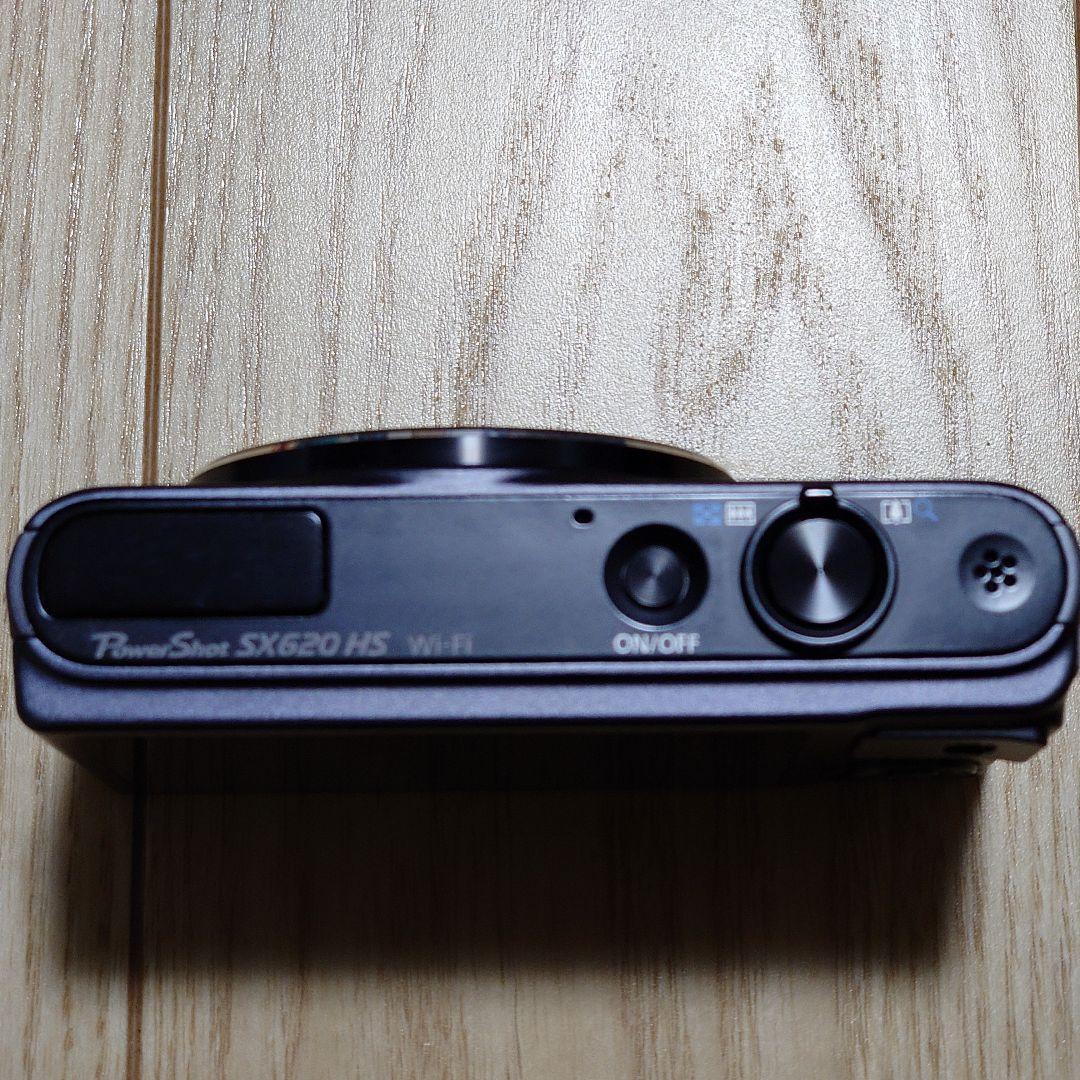 Canon PowerShot SX620 HS 本体と付属品