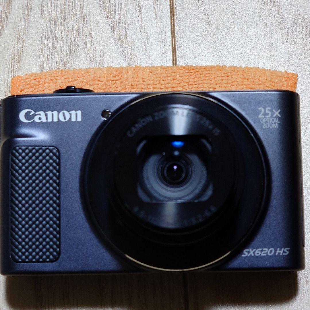 Canon PowerShot SX620 HS 本体と付属品