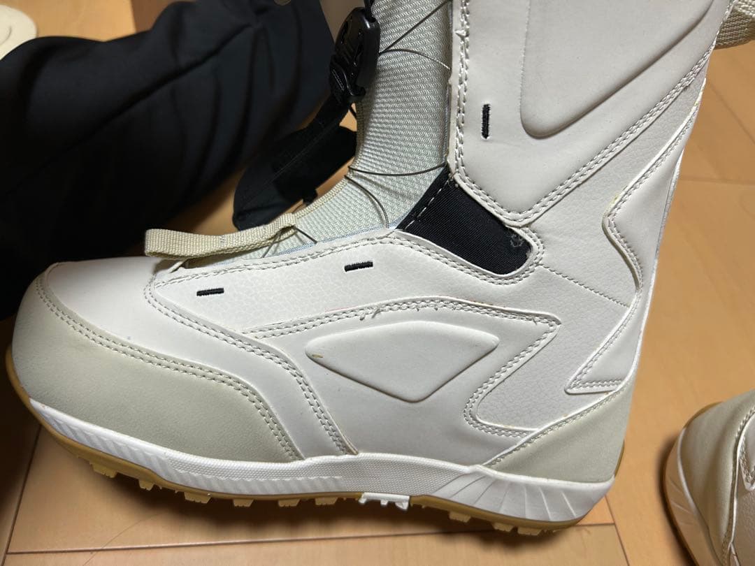 スノーボードブーツ 24.5㎝