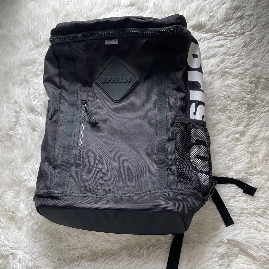 F.C.R.B. × New Era リュック emblem BOX PACK