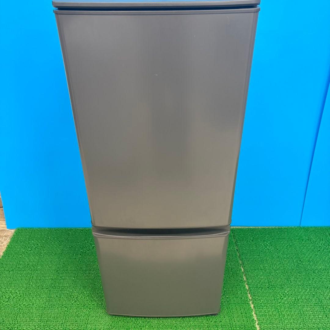 606 三菱　冷蔵庫　146L　2ドア　右開き　マッドグレー　小型　一人暮らし