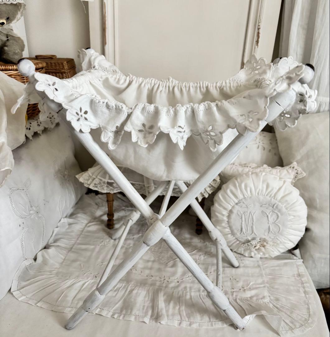 フランスアンティーク　トラバイユーズ　ソーイングスタンド　小サイズ